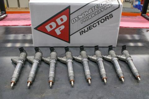 Chevy Duramax 06-07 6.6L LBZ Brand New 250% Over Injector Set (SAC Nozzles) Dynomite Diesel