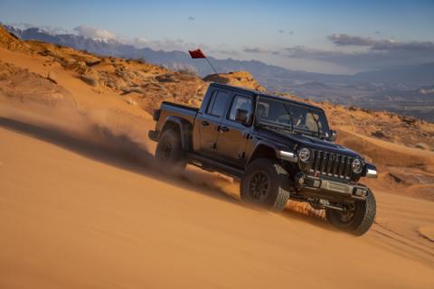 Shock Absorber 20-On Jeep Gladiator JT Gladiator Rear Internal Bypass 3.0 Series Piggy-Back 3.5-4.5 Inch Lift Dual Speed Compression Kit FOX